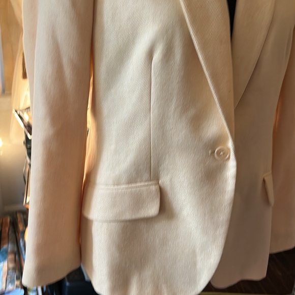 Lands End light yellow one button faux pocket blazer - Picture 10 of 11